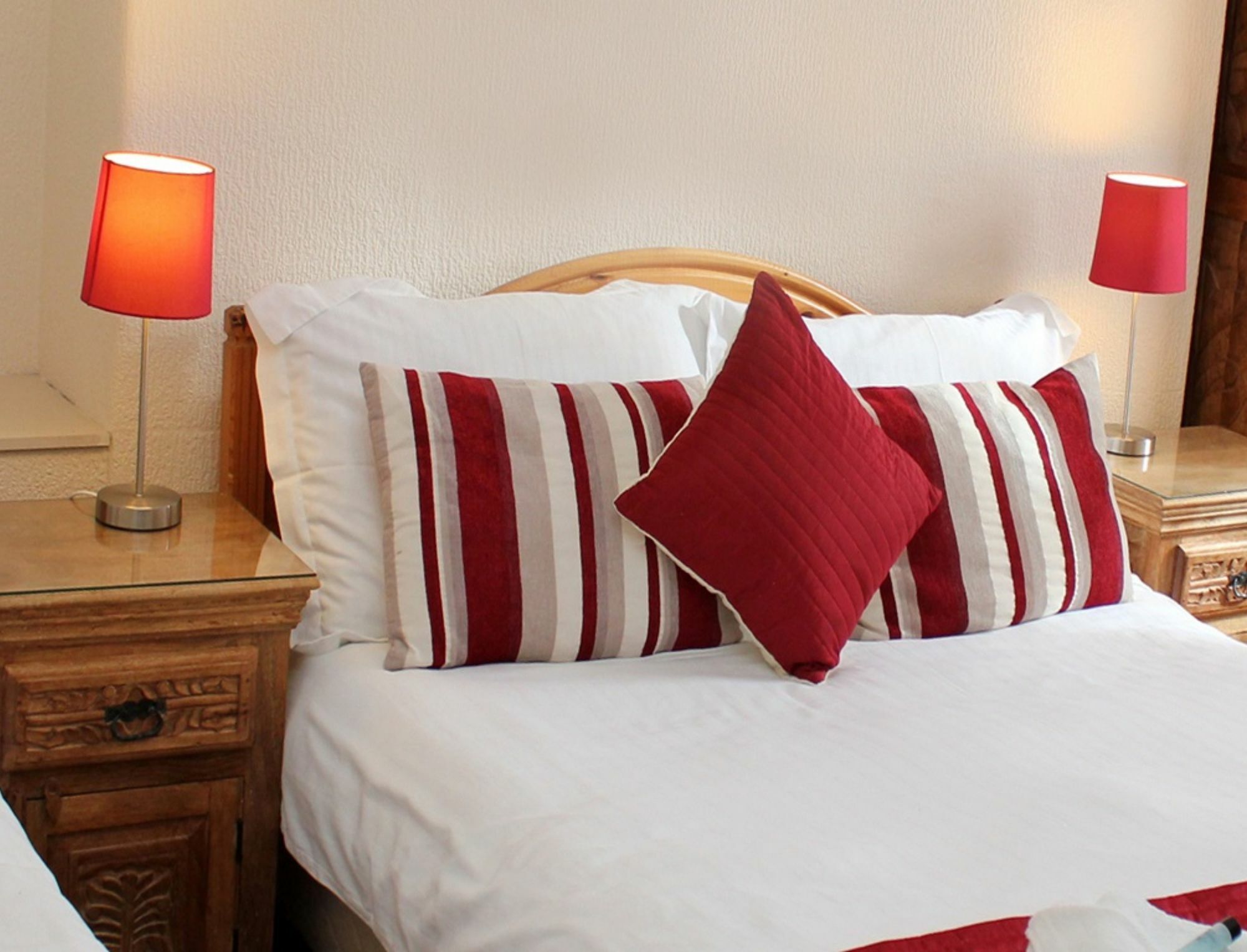 Esplanade Gardens B&B สการ์โบโรห์ ภายนอก รูปภาพ